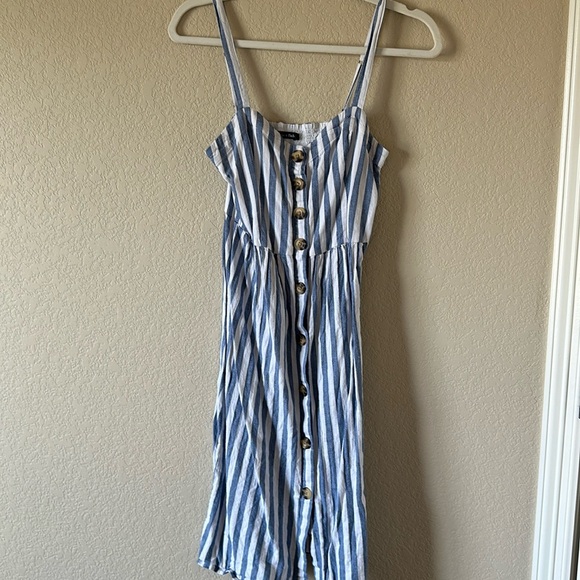 A&F striped button up chambray dress - Picture 2 of 3
